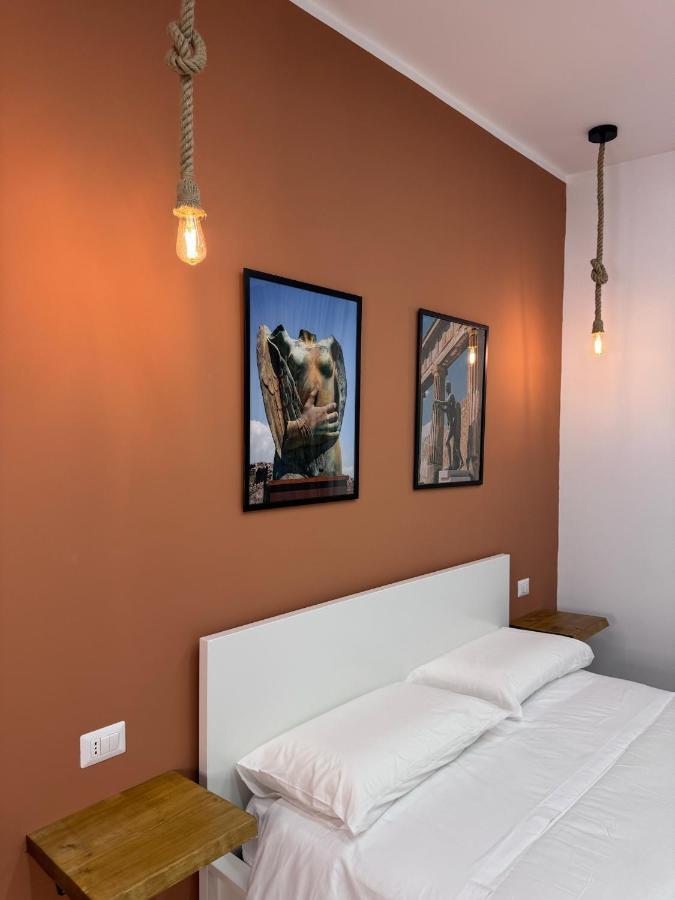 Conte Di Mola 67 Bed & Breakfast *