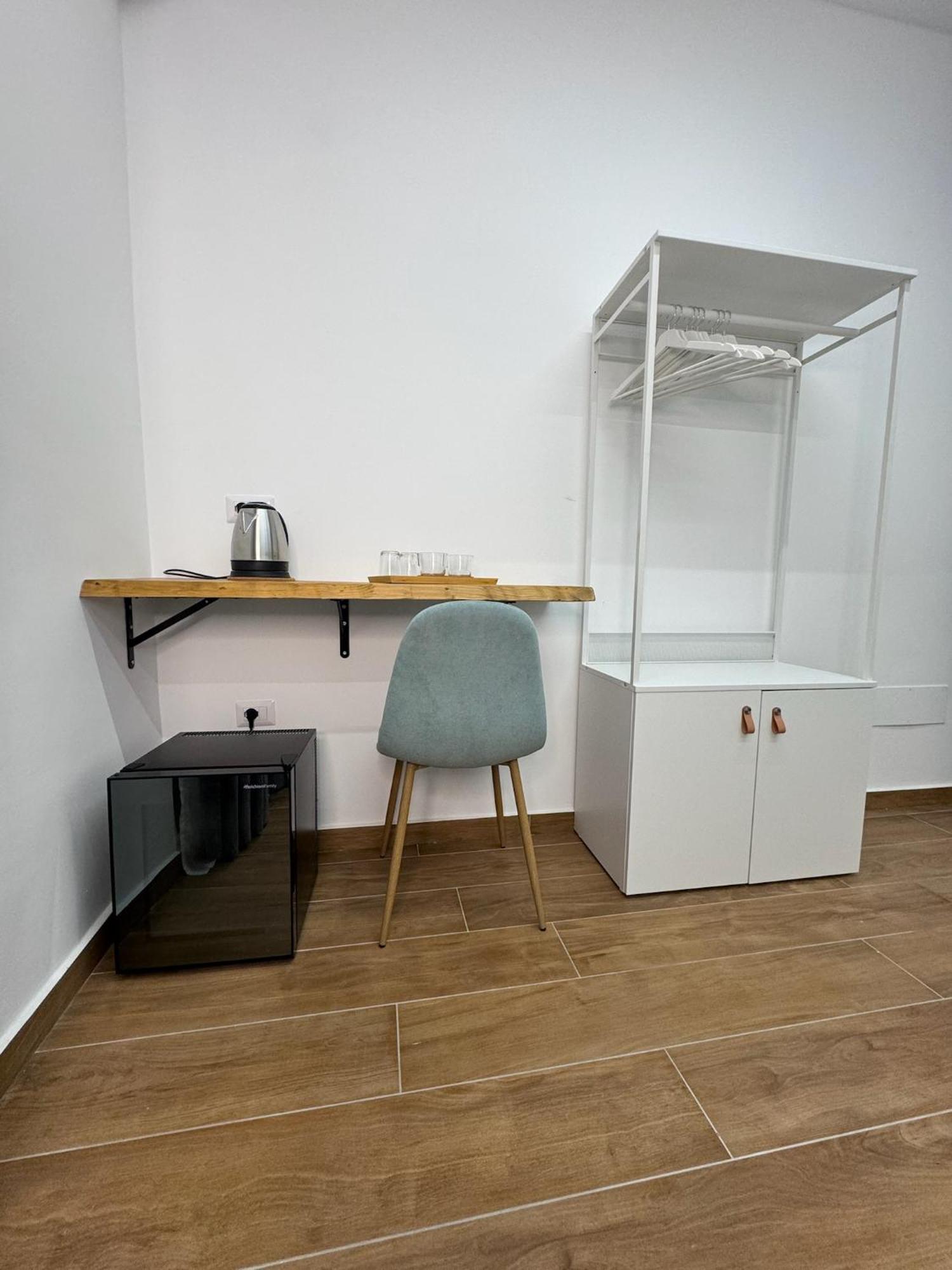 Bed & Breakfast Conte Di Mola 67 *